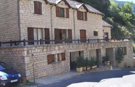 G&icirc;te n&deg;48G140880 Sainte-Enimie - Loz&egrave;re - HLOLAR048FS000WD_01|Malaval Jean Noel