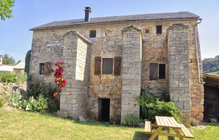 G&icirc;te n&deg;48G121440 Laval-du-Tarn - Loz&egrave;re - Ext