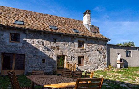 G&icirc;te n&deg;48G111670 Marchastel - Loz&egrave;re - Terrasse/Entr&eacute;e du g&icirc;te