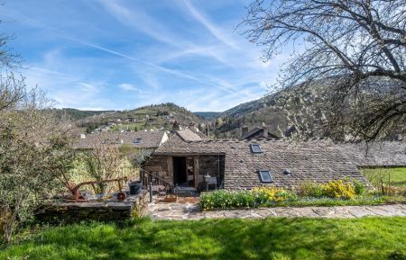 G&icirc;te n&deg;48G161640 Bagnols-les-Bains - Loz&egrave;re - photo