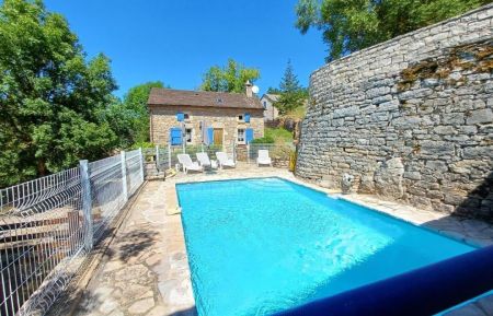 G&icirc;te n&deg;48G120140 Hures-la-Parade - Loz&egrave;re - photo
