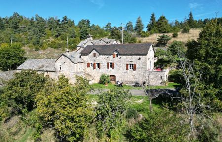 G&icirc;te n&deg;48G123051 La Canourgue - Loz&egrave;re - photo