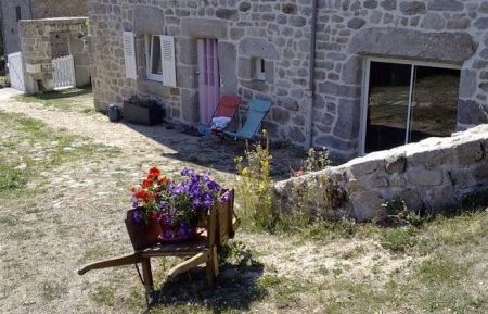 G&icirc;te n&deg;48G150456 Saint-L&eacute;ger-du-Malzieu - Loz&egrave;re - photo