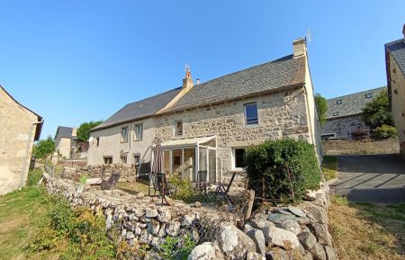 G&icirc;te n&deg;48G110950 Nasbinals - Loz&egrave;re - photo