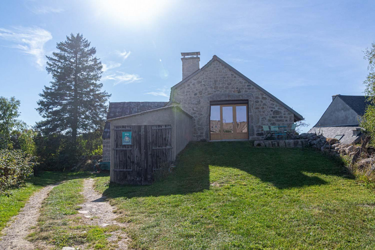 Gîte les Violettes d'Aubrac 8/11 personnes à Rieutort