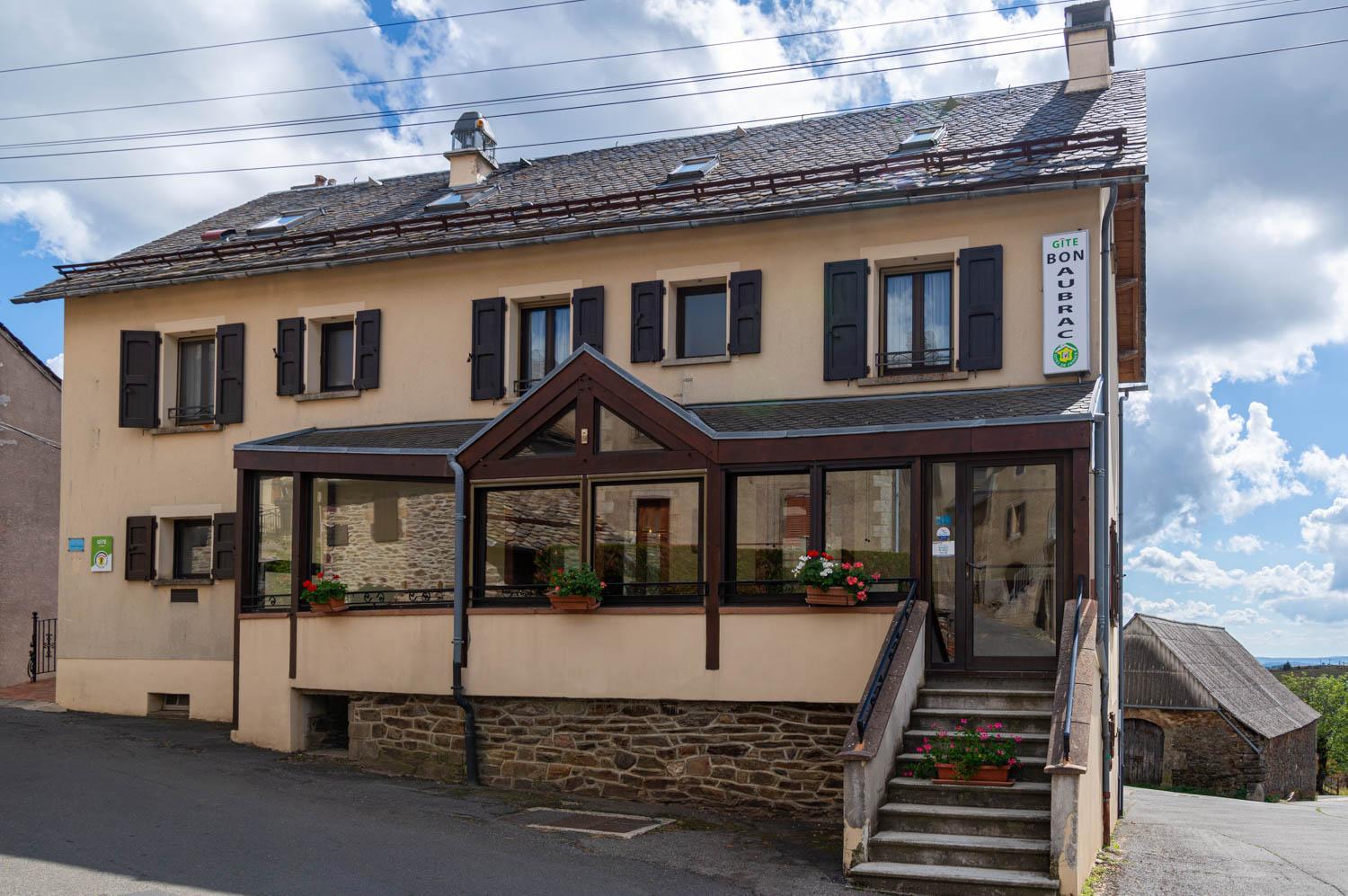 bon-aubrac-pour-12-personnes-5cd503