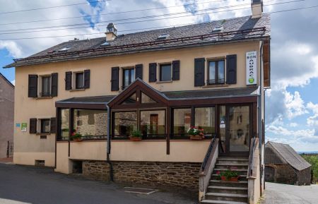 G&icirc;te n&deg;48G110726 Les Hermaux - Loz&egrave;re - photo